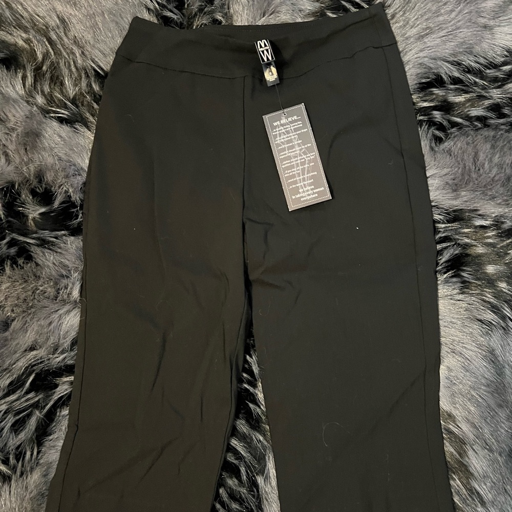 MarlaWynne Black Women's Shorts Bermudas